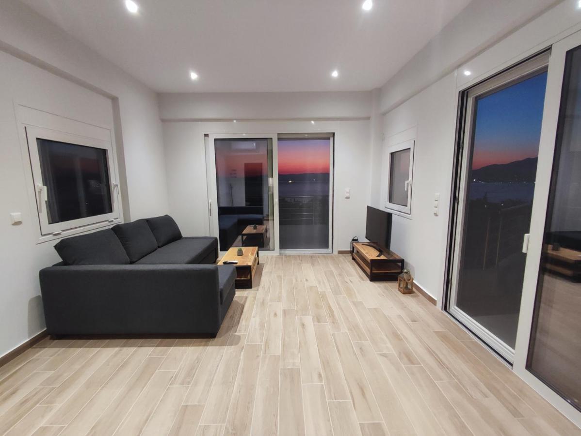 Evilenia Luxury Apartments Kalamata Dış mekan fotoğraf