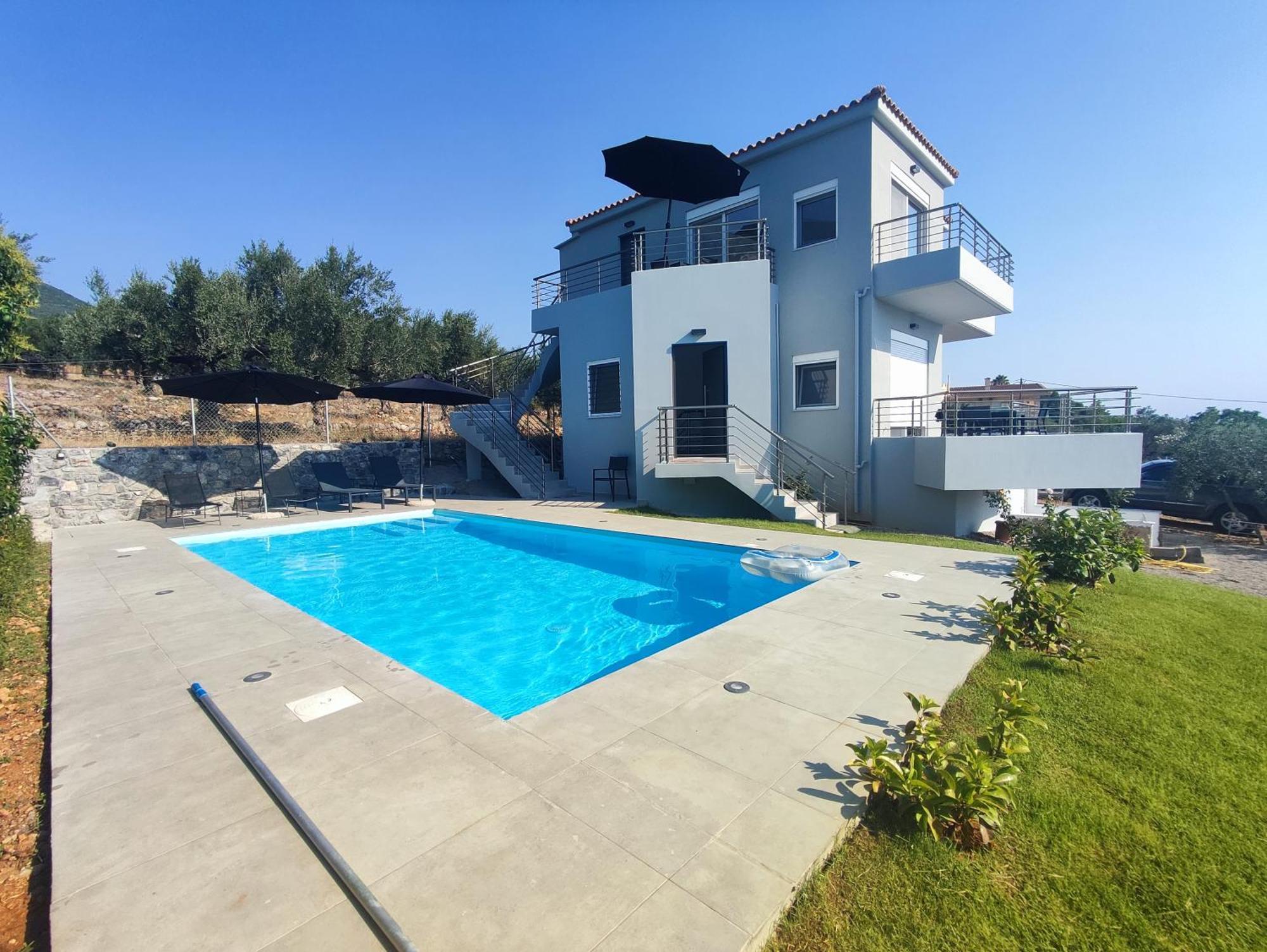 Evilenia Luxury Apartments Kalamata Oda fotoğraf