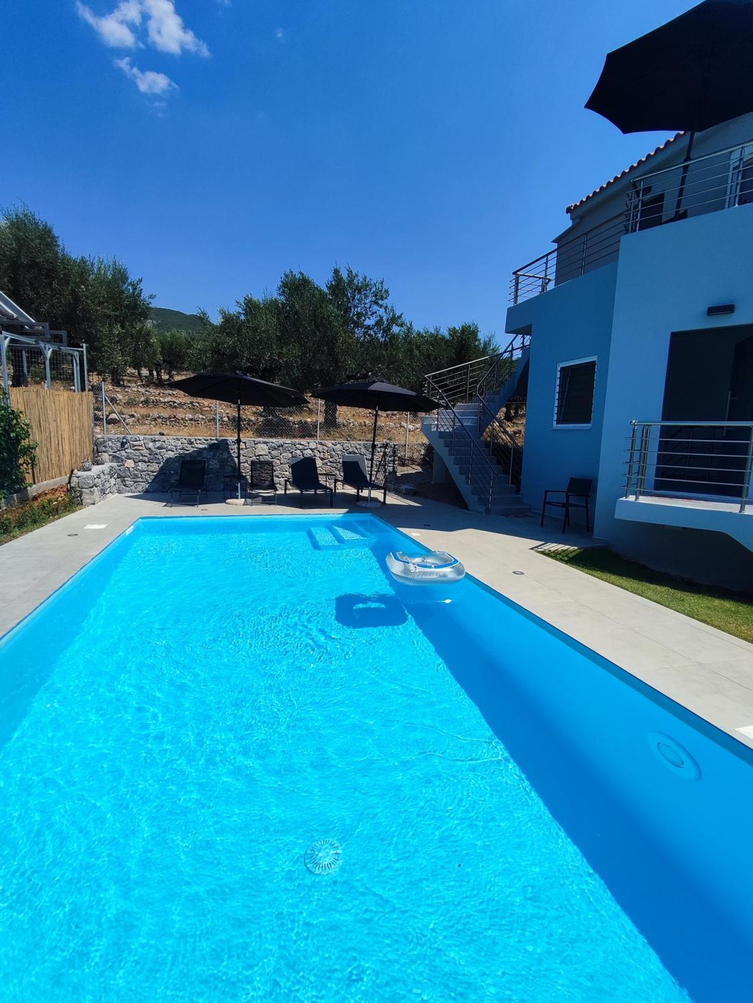 Evilenia Luxury Apartments Kalamata Dış mekan fotoğraf