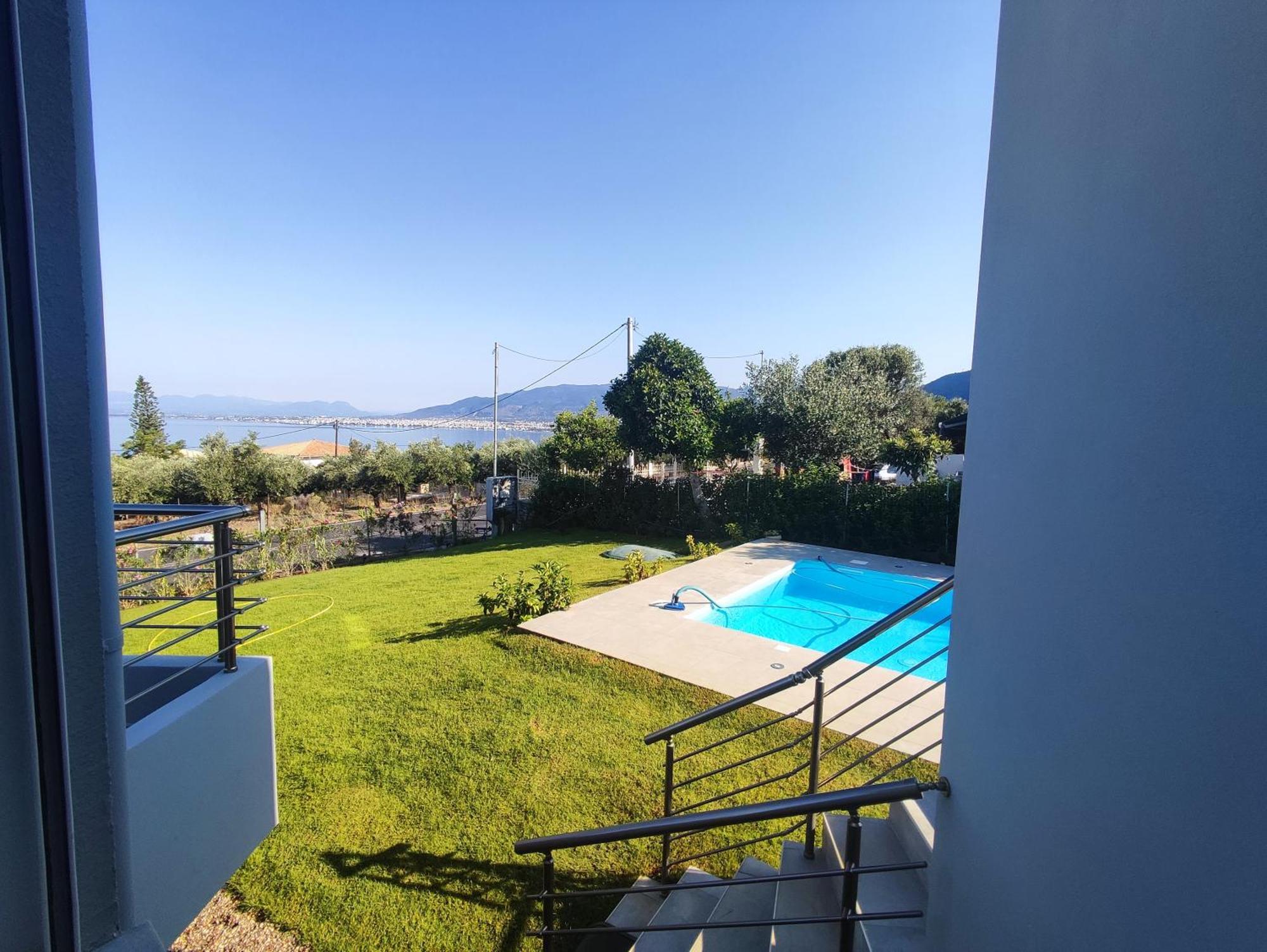 Evilenia Luxury Apartments Kalamata Dış mekan fotoğraf